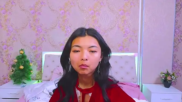 Shy Kira online show from December 2024 06:52:01 PM