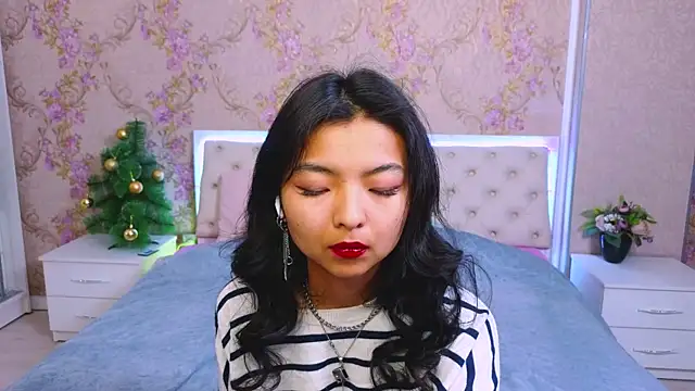 Shy Kira online show from January 2025 12:31:02 PM