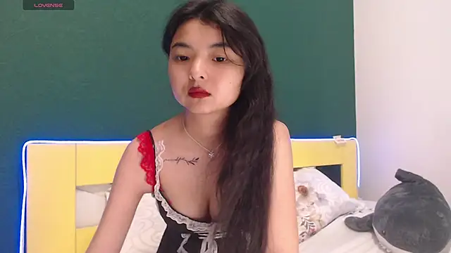 Snapshot of Shy_Kira chatting on June 2026 08:49:02 AM Shy Kira online show from June 2026 08:49:02 AM