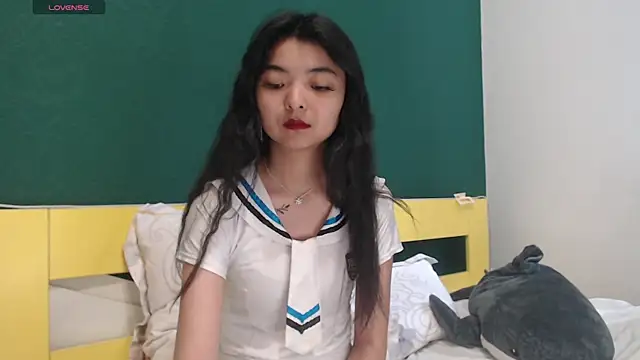 Snapshot of Shy_Kira chatting on June 2026 08:53:01 AM Shy Kira online show from June 2026 08:53:01 AM