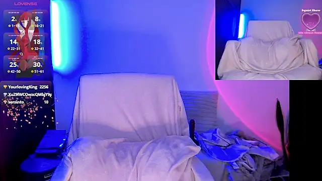 HollyDominic online show from March 2025 06:19:02 PM