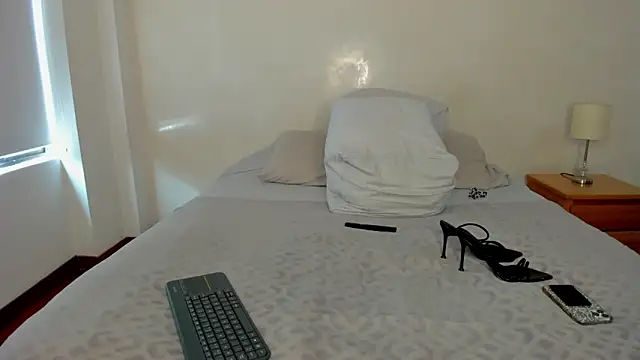 melisa ferretti online show from February 2026 06:03:01 PM