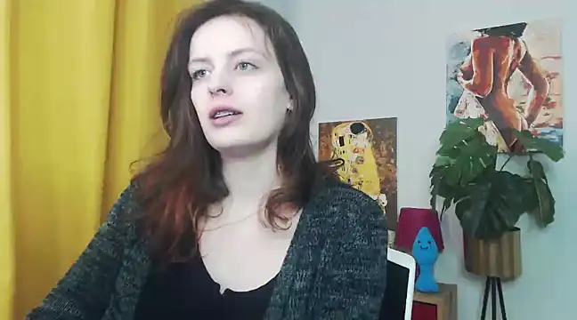 Snapshot of juicyNadine chatting on March 2025 06:15:02 AM juicyNadine online show from March 2025 06:15:02 AM