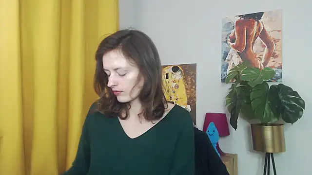 Snapshot of juicyNadine chatting on October 2025 05:53:02 AM juicyNadine online show from October 2025 05:53:02 AM