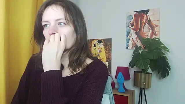 Snapshot of juicyNadine chatting on November 2025 05:52:01 AM juicyNadine online show from November 2025 05:52:01 AM