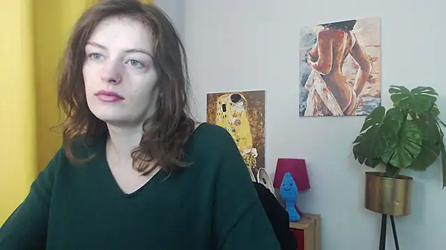 Snapshot of juicyNadine chatting on December 2025 05:48:01 AM juicyNadine online show from December 2025 05:48:01 AM