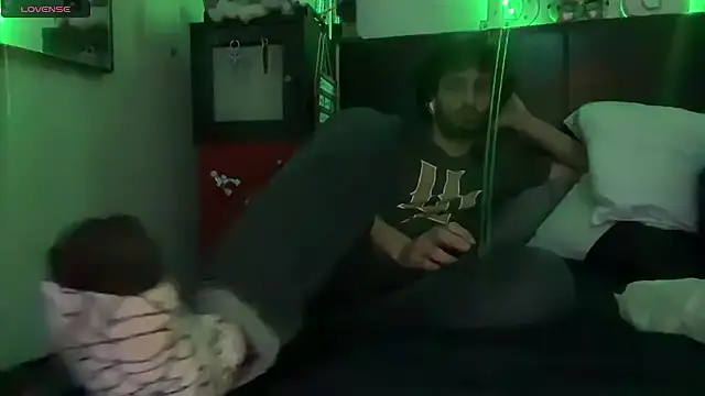 Snapshot of pantslesstraveler_plt chatting on November 2025 08:58:02 AM pantslesstraveler plt online show from November 2025 08:58:02 AM