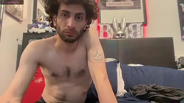 Snapshot of pantslesstraveler_plt chatting on November 2025 01:59:02 AM pantslesstraveler plt online show from November 2025 01:59:02 AM