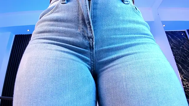 paulina sweett  online show from November 2025 12:49:01 PM