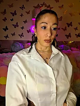 Chachou000 online show from March 2026 08:03:01 PM