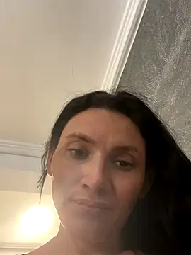 Snapshot of KimberllySaeez chatting on October 2025 01:53:02 PM KimberllySaeez online show from October 2025 01:53:02 PM