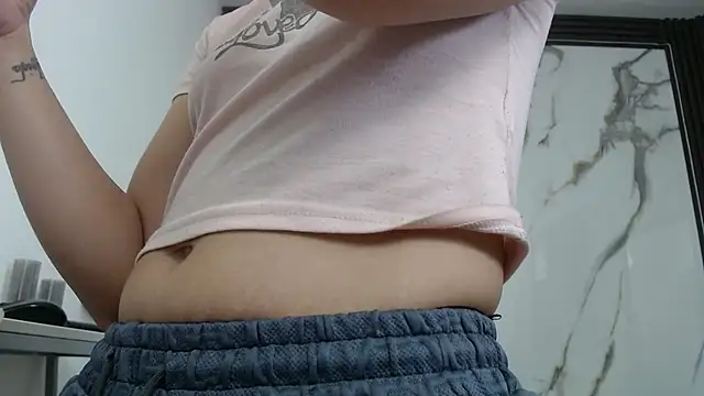 Lindsey8 online show from April 2026 12:17:01 PM