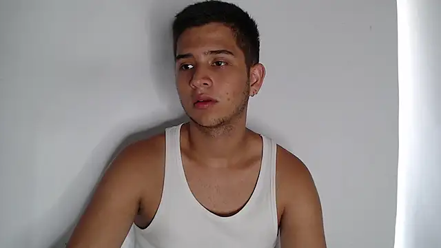 Snapshot of harold_18_ chatting on October 2025 05:45:02 PM harold 18 online show from October 2025 05:45:02 PM