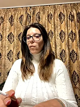 NadiraNoor online show from April 2026 09:10:02 PM