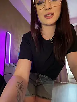 AvaGianna online show from March 2025 12:34:01 PM