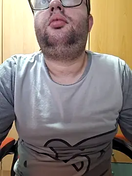 Javier bear online show from March 2026 09:16:02 PM