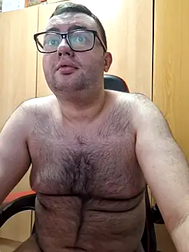 Snapshot of Javier_bear chatting on April 2026 01:14:02 PM Javier bear online show from April 2026 01:14:02 PM