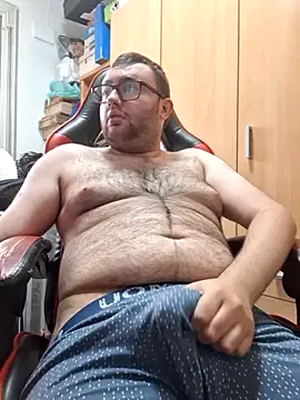 Snapshot of Javier_bear chatting on April 2026 01:04:01 PM Javier bear online show from April 2026 01:04:01 PM