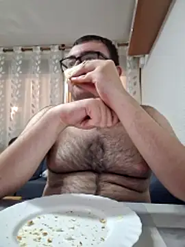 Snapshot of Javier_bear chatting on May 2026 10:18:01 PM Javier bear online show from May 2026 10:18:01 PM