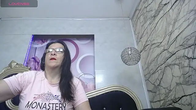 Snapshot of karito_mature17 chatting on June 2026 11:23:01 AM karito mature17 online show from June 2026 11:23:01 AM