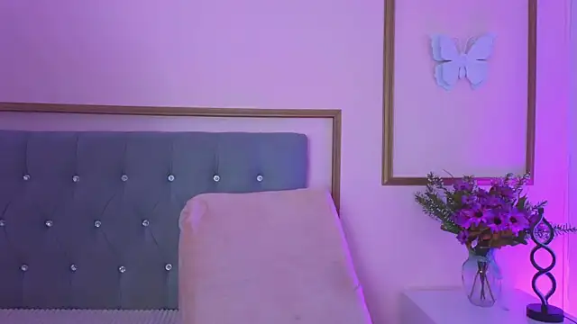 mailin18 online show from April 2026 11:03:02 PM