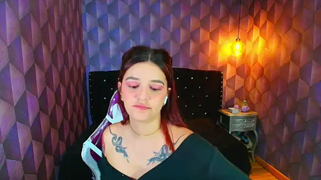 LiaHarryis online show from November 2025 07:24:02 PM