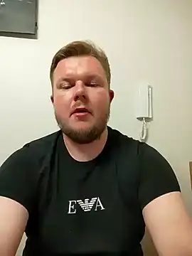 Snapshot of titovilan_PL chatting on May 2026 08:16:02 PM titovilan PL online show from May 2026 08:16:02 PM