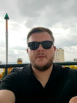 Snapshot of titovilan_PL chatting on May 2026 10:21:01 AM titovilan PL online show from May 2026 10:21:01 AM