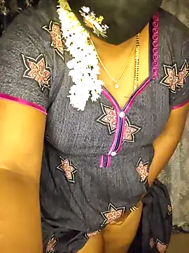 Snapshot of vani-09 chatting on March 2025 08:03:02 PM vani-09 online show from March 2025 08:03:02 PM