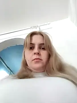 Snapshot of Lady_nice_cat chatting on March 2025 07:56:02 AM Lady nice cat online show from March 2025 07:56:02 AM