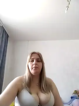 Snapshot of Lady_nice_cat chatting on March 2025 11:33:02 AM Lady nice cat online show from March 2025 11:33:02 AM