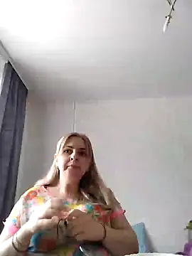 Snapshot of Lady_nice_cat chatting on March 2025 10:03:01 AM Lady nice cat online show from March 2025 10:03:01 AM