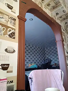 Snapshot of Lady_nice_cat chatting on October 2025 04:12:01 AM Lady nice cat online show from October 2025 04:12:01 AM