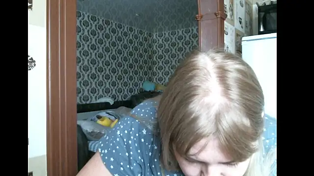 Snapshot of Lady_nice_cat chatting on November 2025 03:05:01 AM Lady nice cat online show from November 2025 03:05:01 AM