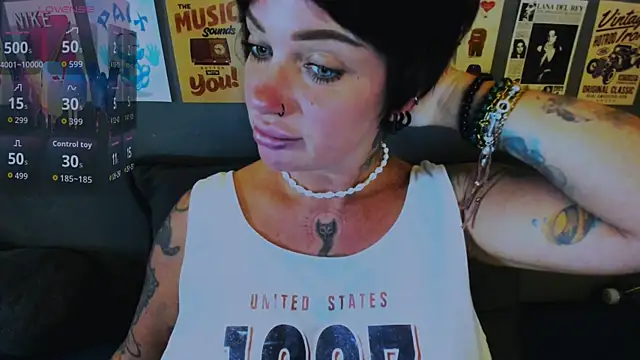 EllieOz online show from May 2026 02:36:02 PM