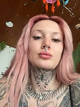 Stella-Kink online show from March 2025 03:56:01 PM