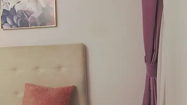 CassieHilton online show from January 2026 10:56:01 PM