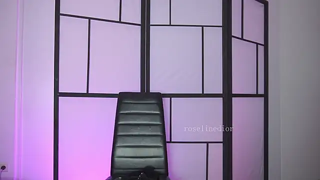 roselinedior online show from February 2026 03:00:01 PM