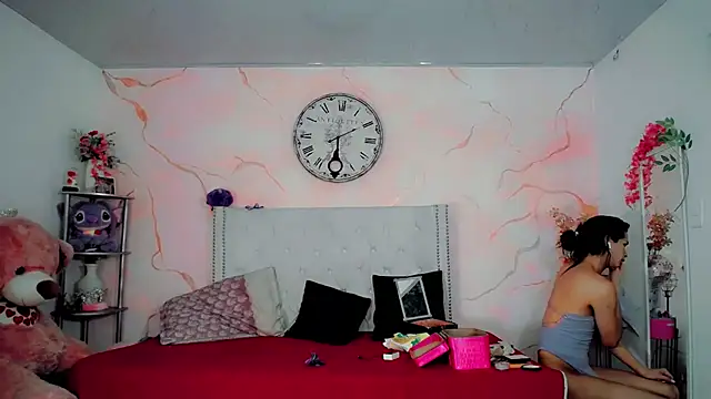 maria camilacms online show from April 2026 06:13:02 PM