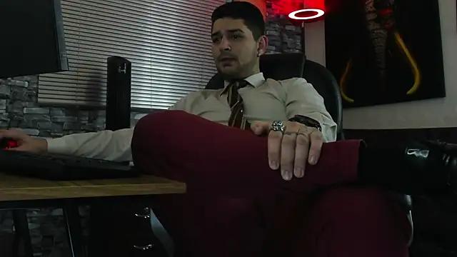 Snapshot of Nicolas_Fellener chatting on June 2026 02:05:01 AM Nicolas Fellener online show from June 2026 02:05:01 AM