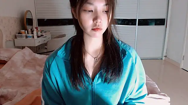 -Lucky Girl online show from May 2026 01:06:01 PM