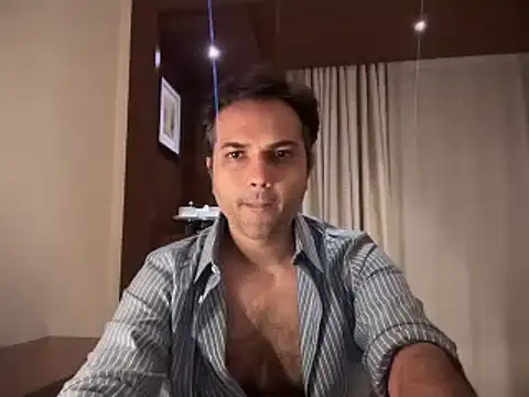 Snapshot of immog727 chatting on November 2025 06:08:01 PM immog727 online show from November 2025 06:08:01 PM