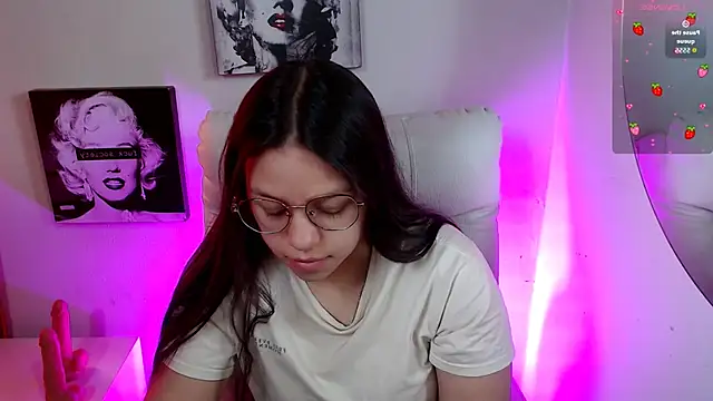 SamanthaRoldaan online show from December 2025 02:26:01 PM