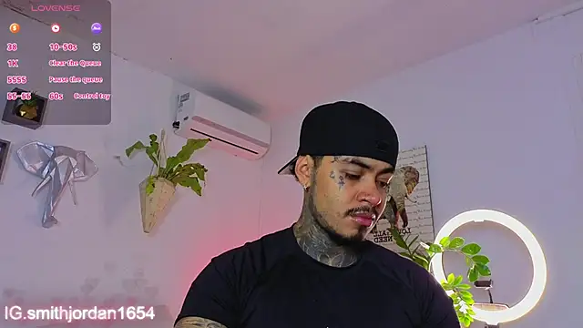 JordanSmiith  online show from November 2025 09:13:01 PM