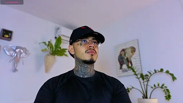 JordanSmiith  online show from December 2025 08:36:02 PM