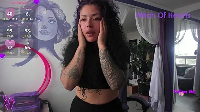 Snapshot of witchviolet chatting on May 2026 07:56:01 PM witchviolet online show from May 2026 07:56:01 PM
