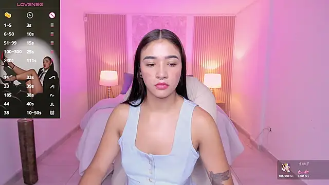 Snapshot of Antonella_Grayy chatting on November 2025 10:58:01 AM Antonella Grayy online show from November 2025 10:58:01 AM