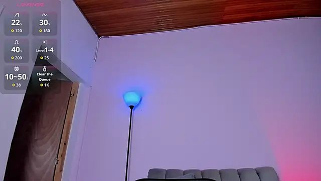 Snapshot of zoe6x chatting on November 2025 02:20:01 PM zoe6x online show from November 2025 02:20:01 PM