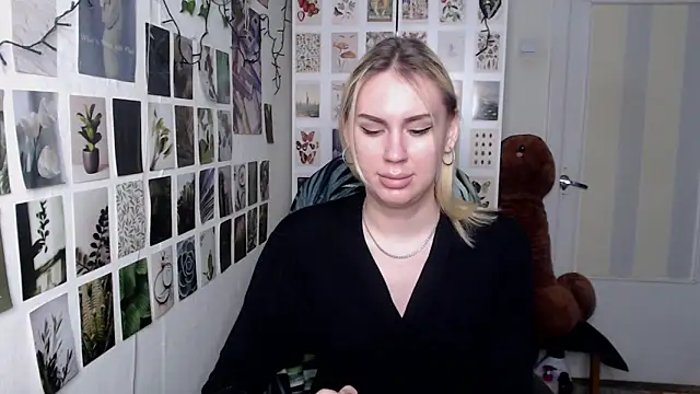 CapriScorpion online show from February 2026 02:14:01 PM