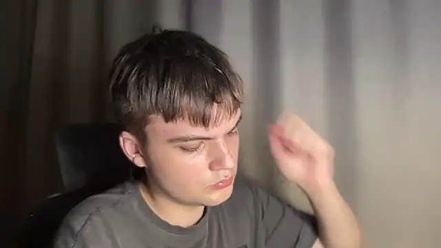 Snapshot of superfluboy_ chatting on November 2025 05:06:01 PM superfluboy online show from November 2025 05:06:01 PM